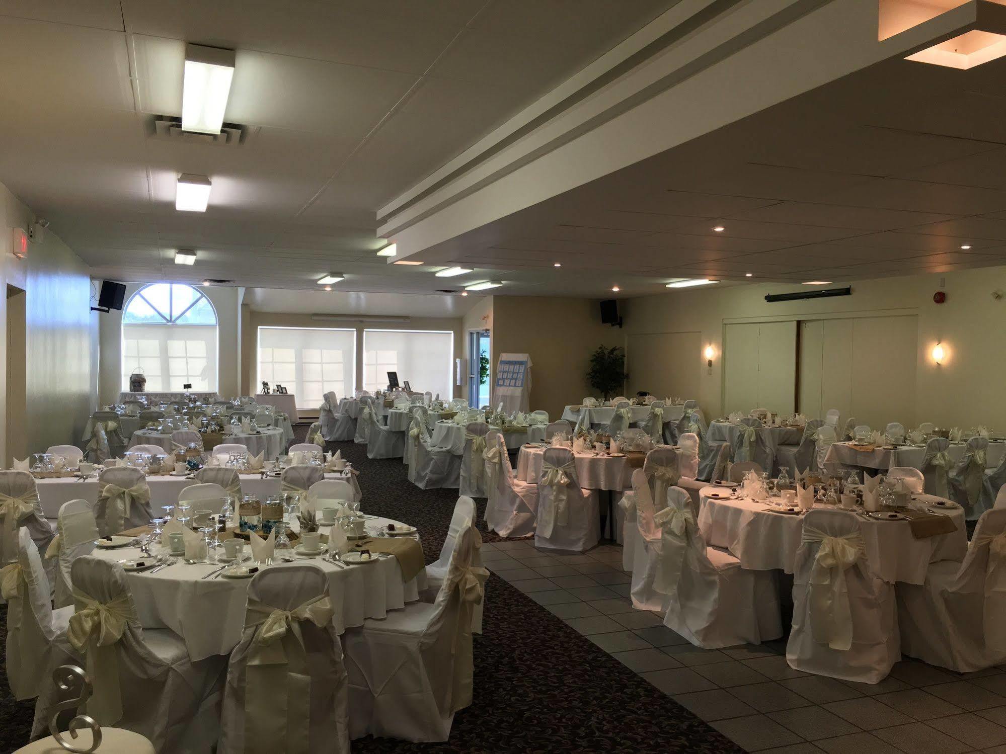 Fairway Inn Sussex Eksteriør bilde